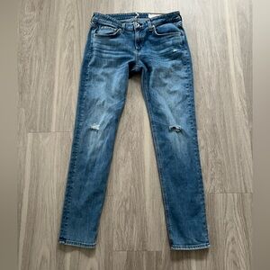 Authentic rag & bone Dre low-rise slim boyfriend jeans in size 26.